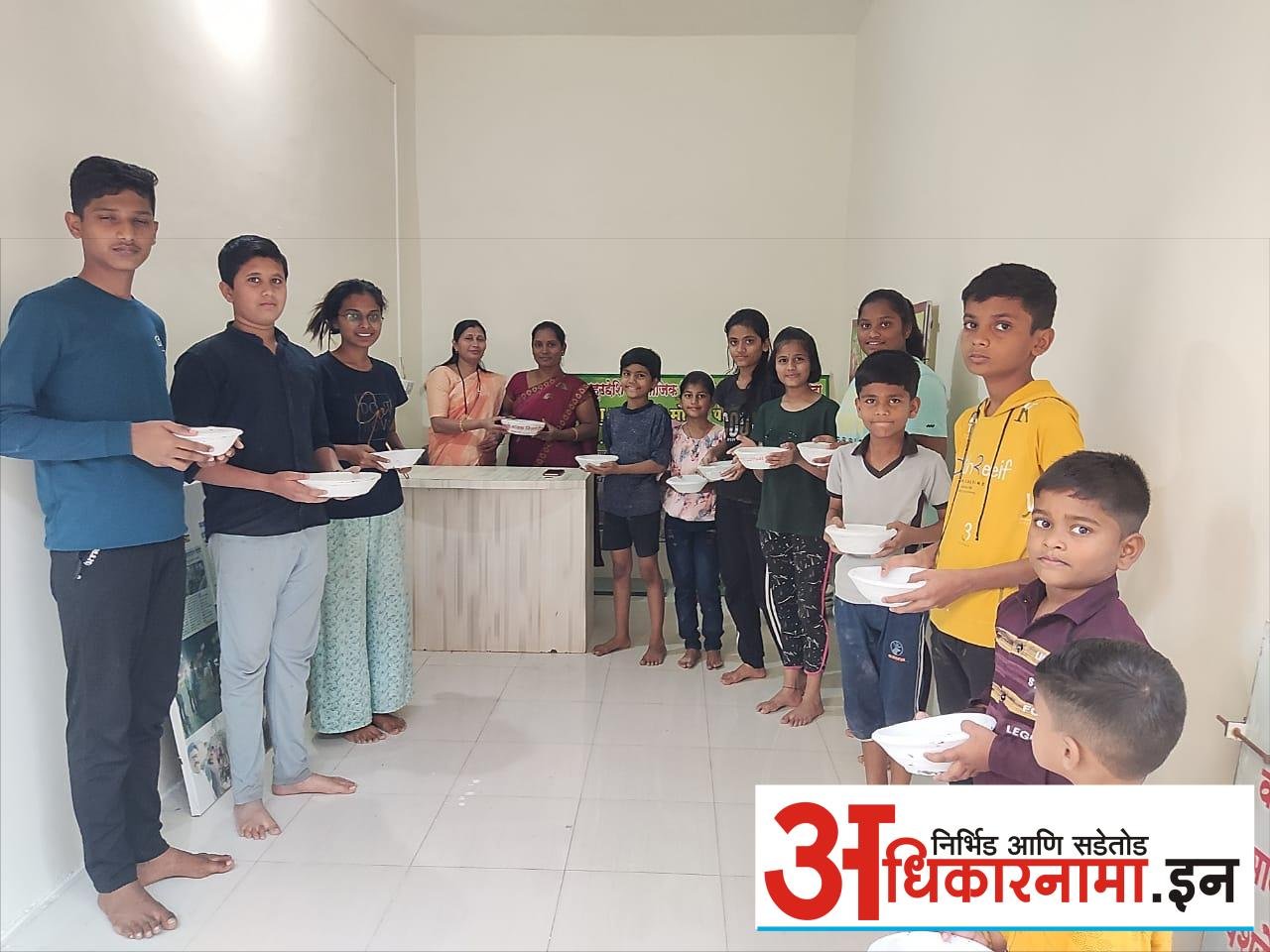 चिमणी वाचवण्यासाठी वात्सल्य सस्थेची  धडपड