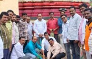 गणेशभाऊ गोतमारे मित्र परिवारा तर्फे मंदिर स्वच्छता,तुळस रोपण व फलक पूजनाचा कार्यक्रम संपन्न