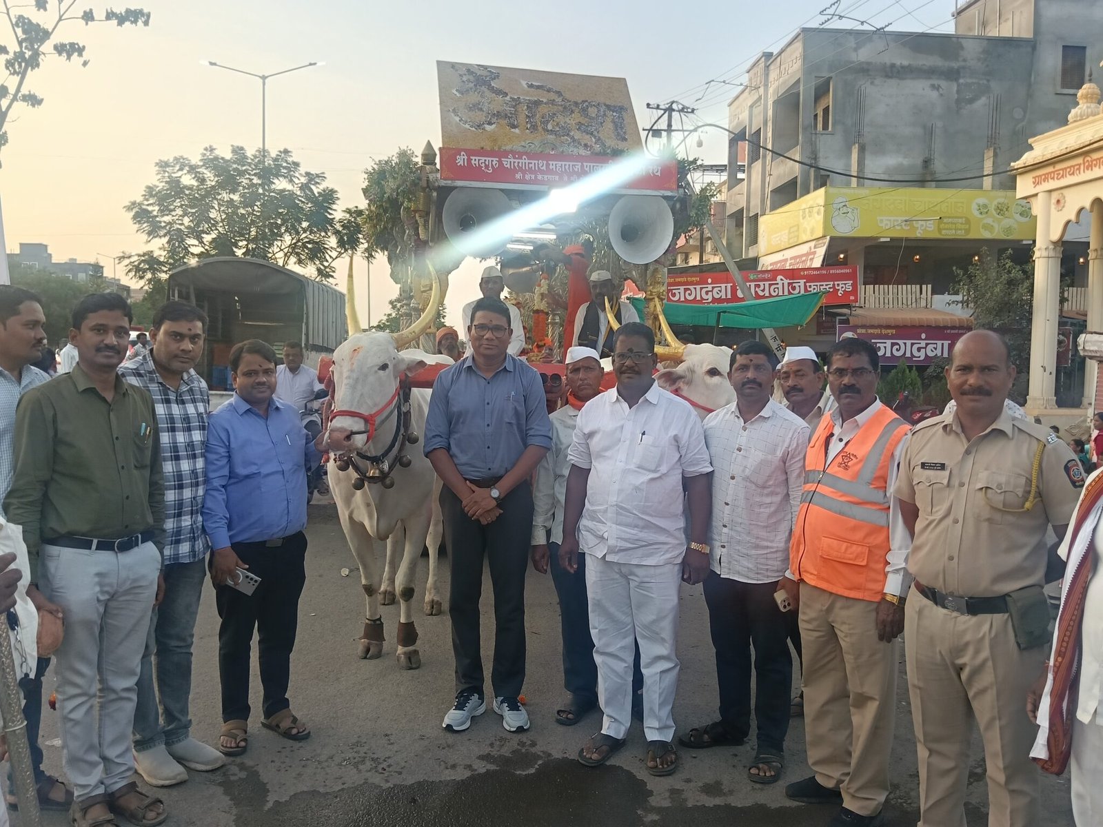 श्री चौरंगीनाथ महाराज पालखीचे भिगवण येथे स्वागत